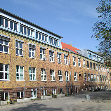 Erweiterung der Internationalen Schule in Potsdam . Wärmeschutz, Raumakustik